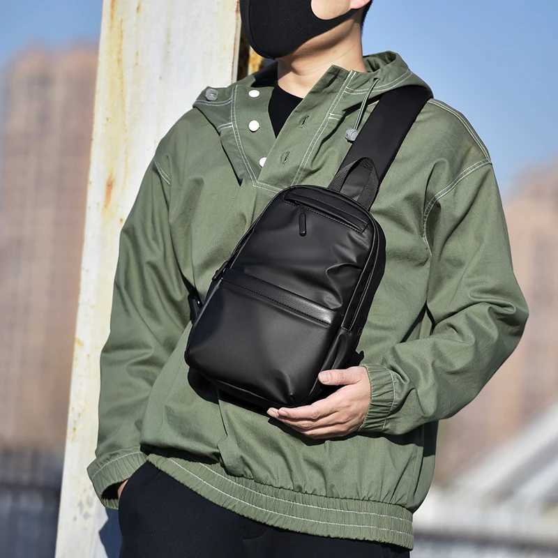Fashion Men Portable Mtifunctial Daily Crossbody Bag Trendy Street New Messenger Bag Men Sports Large Capacity Diagal Backpack Y251121