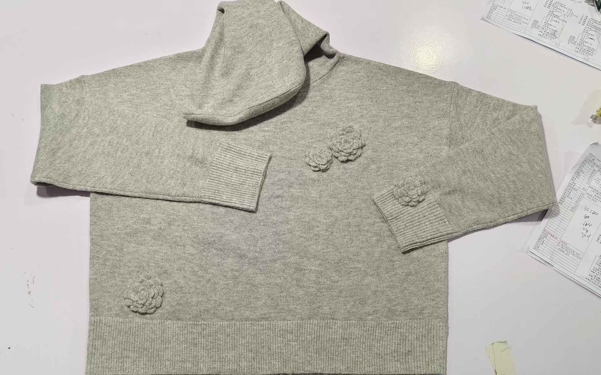 Women's hats crochet shirts and clothes Support customized styles with complete options