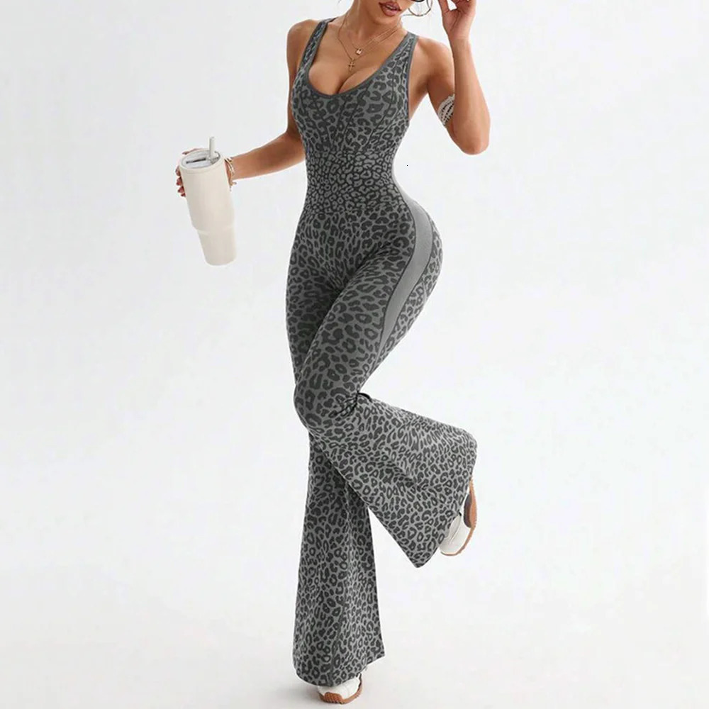 Pad One-Piece Jumpsuit Yoga Set Flared Pants Casual Scrunch Workout Pants Trendy Fitness Legging Active Wear XP10 251114