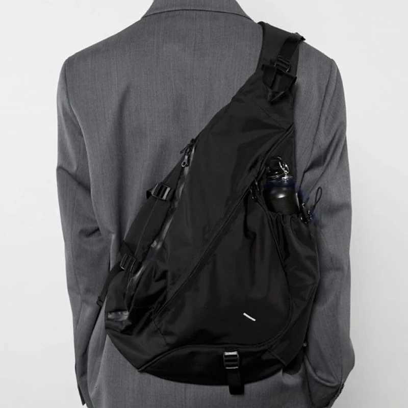 Fashion Large Capacity Mens Ch Pack Casual Hip Hop Travel Unisex Crossbody Bag High Quality Nyl Storage Shoder Bag Sling Bags Y251121