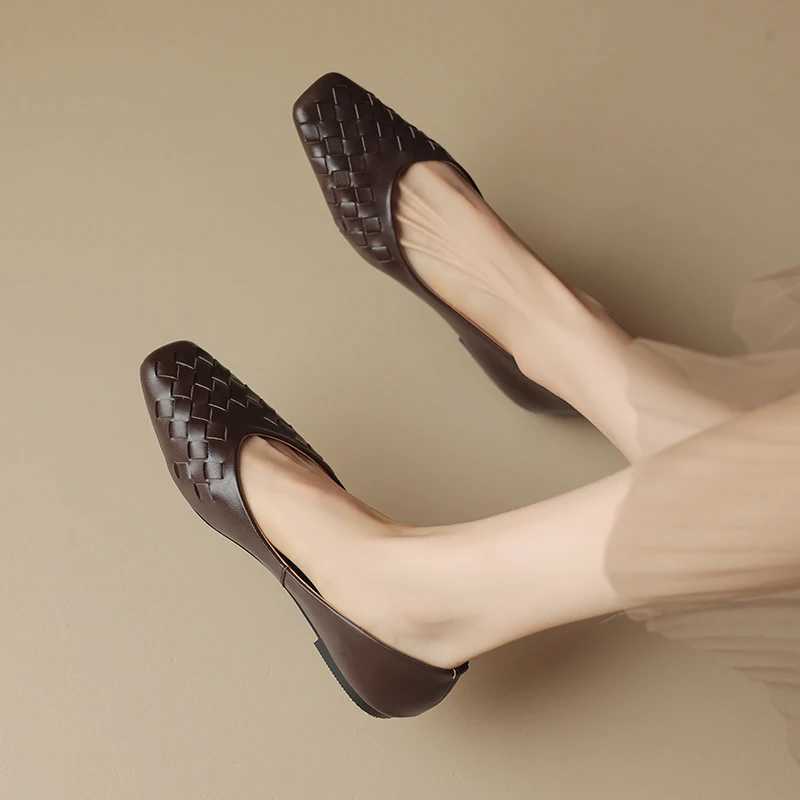 EAGSITY Retro Cow Leather Low Foot Womens Flat Shoes Outdoor Walking Casual Shoes Office Womens Sports Shoes Footwear Party M250421