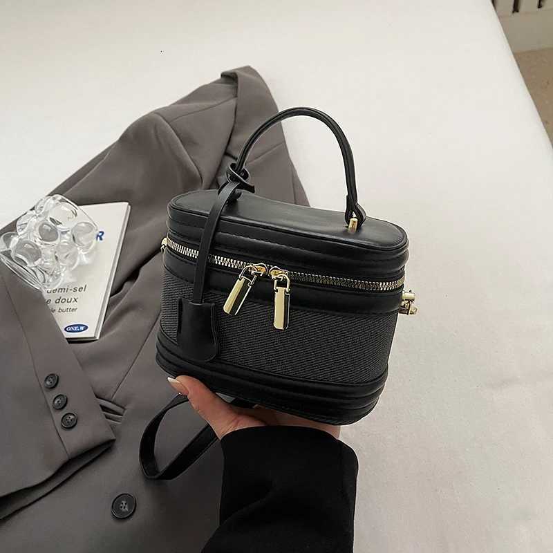 Fiable texture small bag for wen unique and versatile suitable for various occasis Y251121