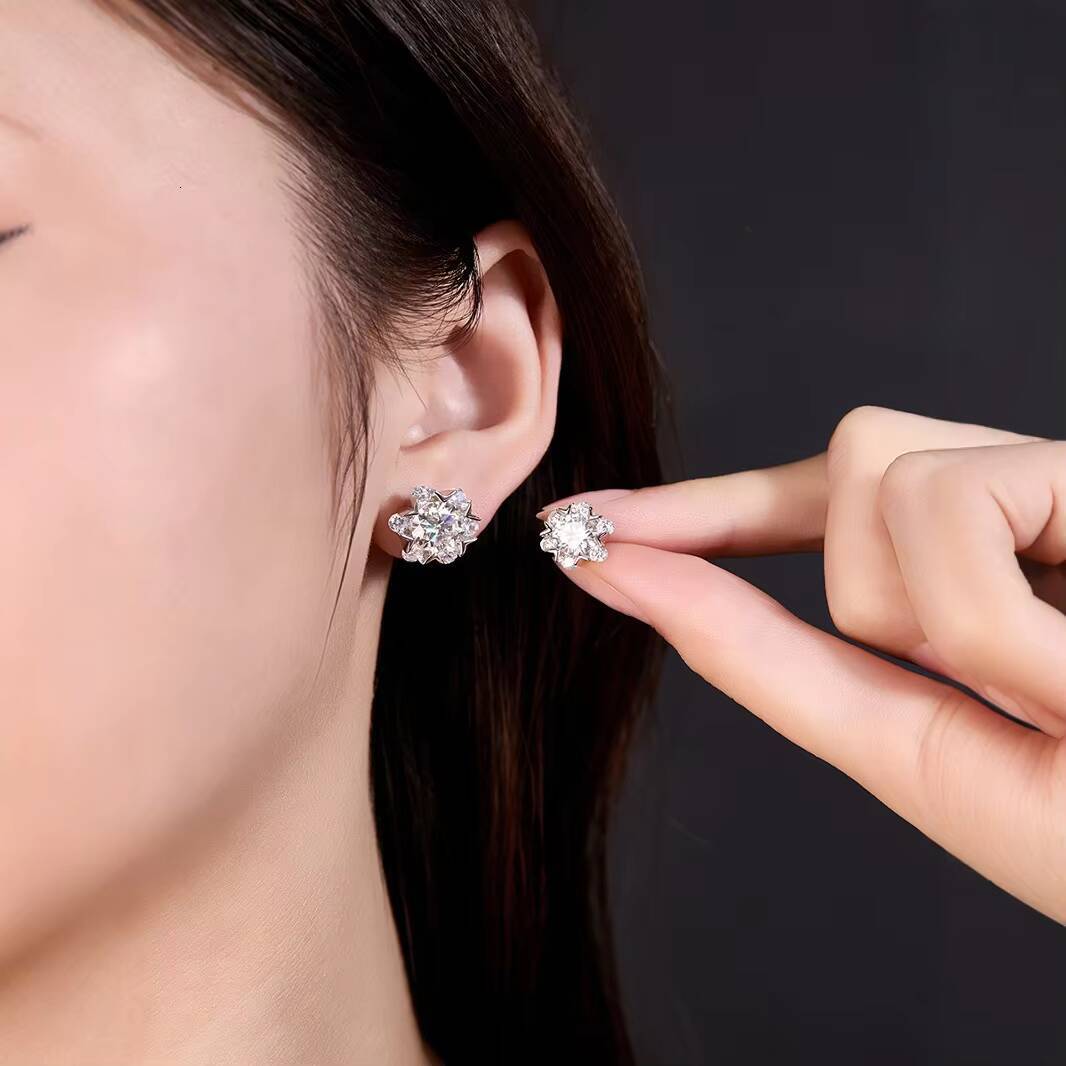 925 Sterling Silver Moissanite Snowflake Stud Earrings Original Fine Jewelry for Women Perfect Gift for Your Girlfriend