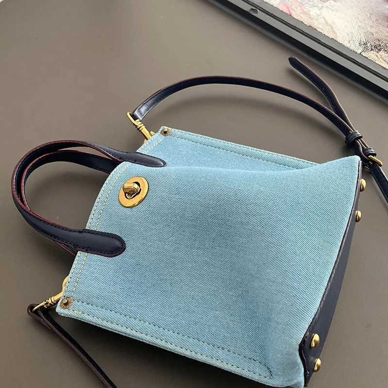Spring And Summer New Mini Denim Bag Fi Handbag Denim Blue Crossbody Bag Korean Versi Vegetable Basket Bag Y251121
