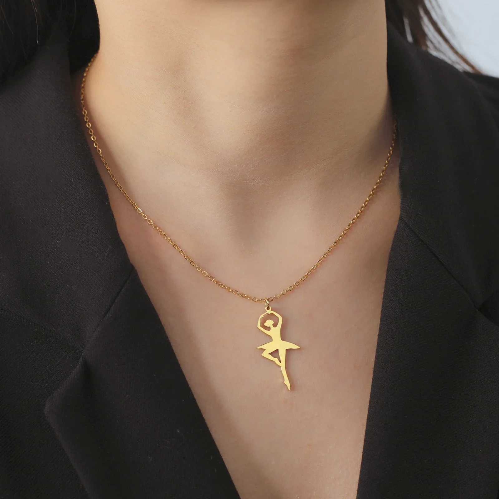 Skyrim Dancing Girl Ballerina Dancer Ballet Pendant Necklace for Women Stainless Steel Neck Chains Aesthetic Jewelry Gift New InXJ251121