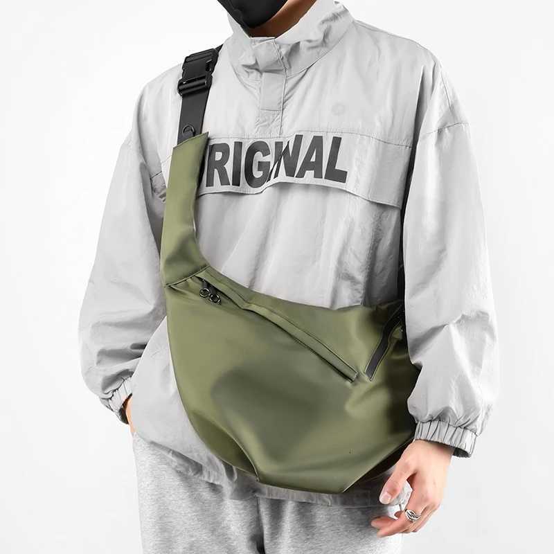 Fashion Waterproof Men Travel Handbag Large Capacity Messenger Bag Unisex Crossbody Nyl Shoder Bag Luxury Crossbody Bags for Men Y251121