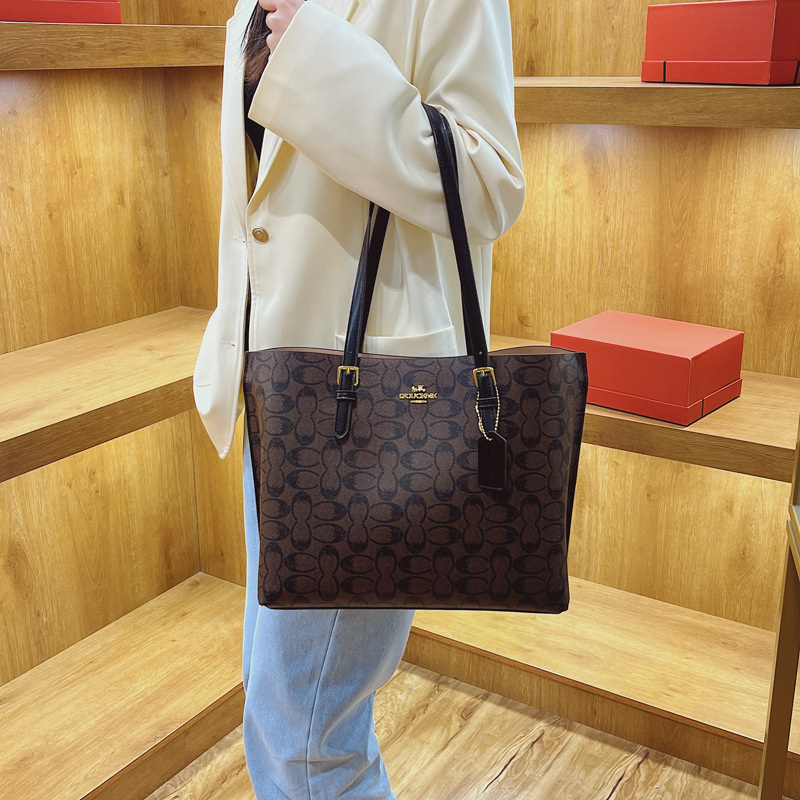 Designer bag free shipping 2025 new fashionable high-end texture printed large capacity tote bag shoulder crossbody bag for womens