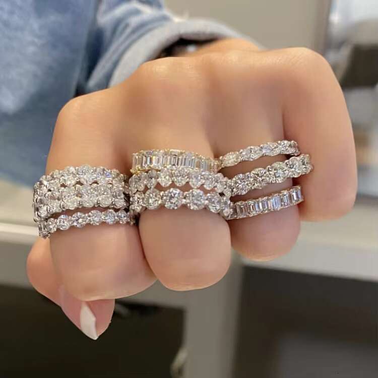 Solid White Gold Round Diamonds Moissanite Half Eternity Wedding Band Fine Jewelry Rings for Women Decoration