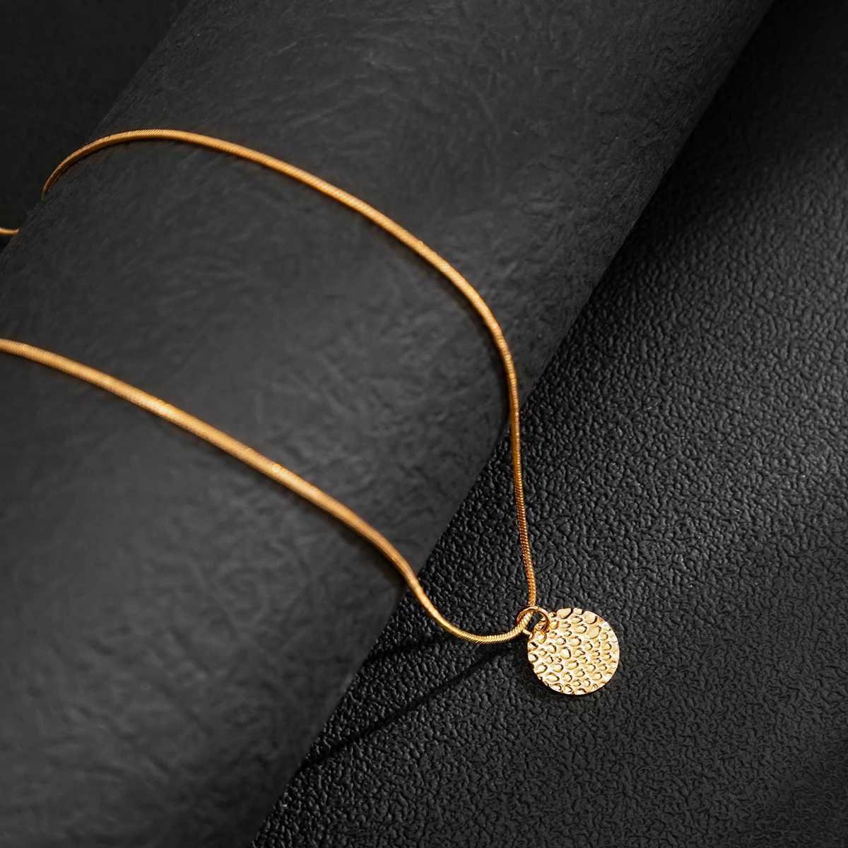 Simple Chain With Coin Pendant Necklace Men Trendy Gold Color Choker Necklace 2023 Fashion Jewelry on Neck Accessories Male GiftXJ251121