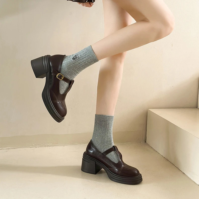 Highheeled Shoes Women Pumps Buckle Thick Heels with Tstrap Ladies Chunky Platform Mary Janes Woman Footwear Sandals 251121