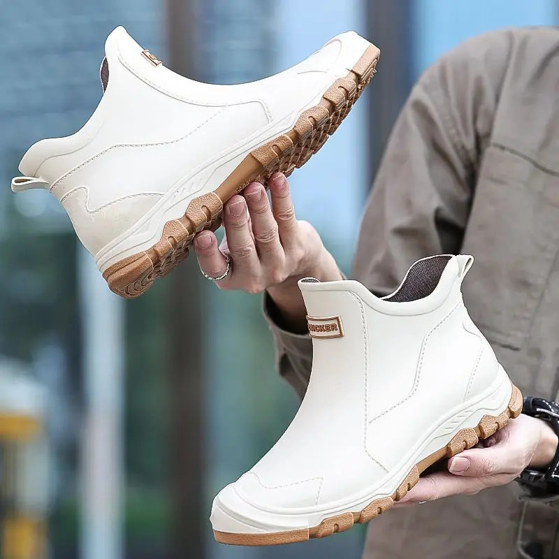 Mens Short Rain Boots Urban Water Boots Nonslip Wearresistant Wading Boots Mens Trendy Lightweight Waterproof Rubber Shoes 251111