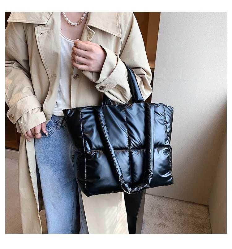 Large Capacity Winter Wan Down Cott Fluffy Shopping Shoder Side Bag Purses Waterproof Puffy Tote Padded Handbags For Wen Y251121