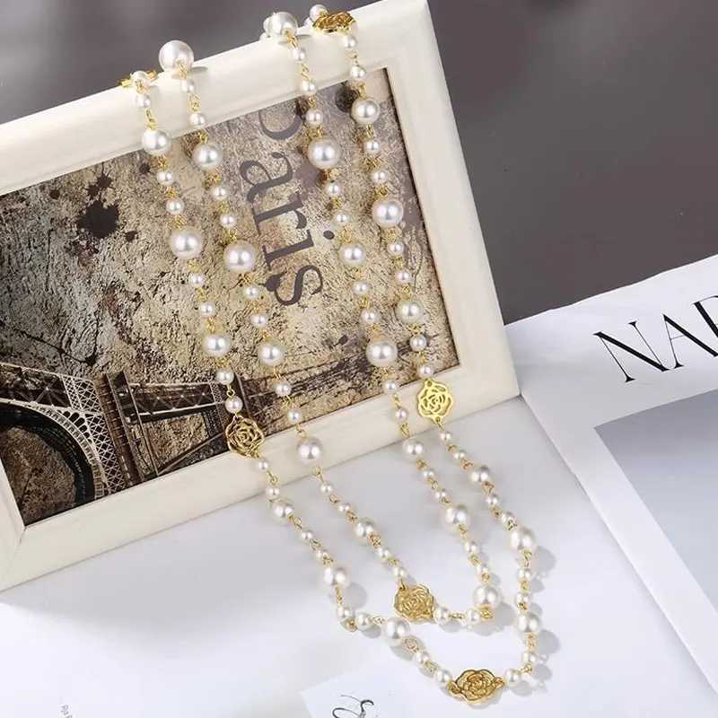 Famous Camellia Pearl Long Necklace For Women Double Layer collane lunghe donna Rose Flower Sweater chain NecklaceXJ251121