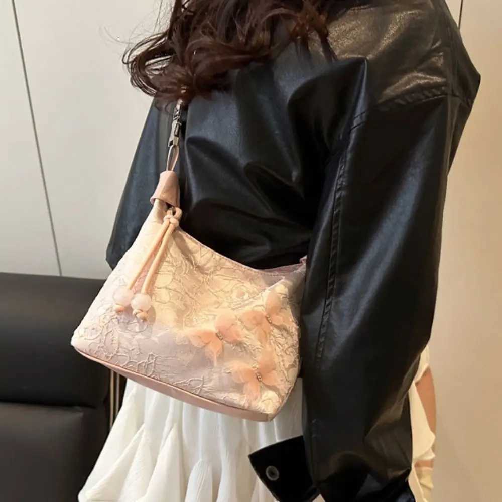 Retro Embroidered New Chinese Style Handbag Canvas Butterfly Hanfu Embroidery Handbag Zipper Shoulder Bag Cheongsam Bag WeddingT251121
