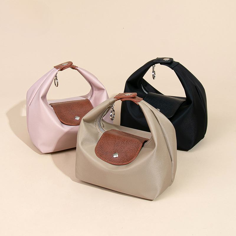 Christmas luxury bag ladies' casual shoulder bag new waterproof nylon bag niche design commuting handbag designer bag