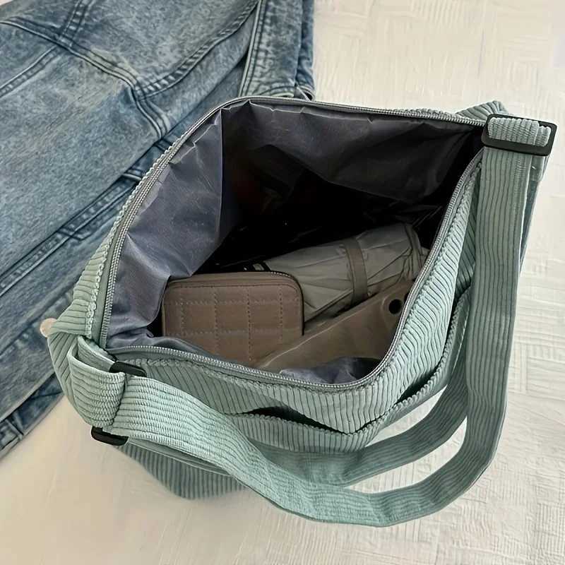 Womens Corduroy Shoulder Bag Casual Striped Large Capacity Tote with Zipper Closure Cute Hat Patch Perfect for Everyday UseT251121