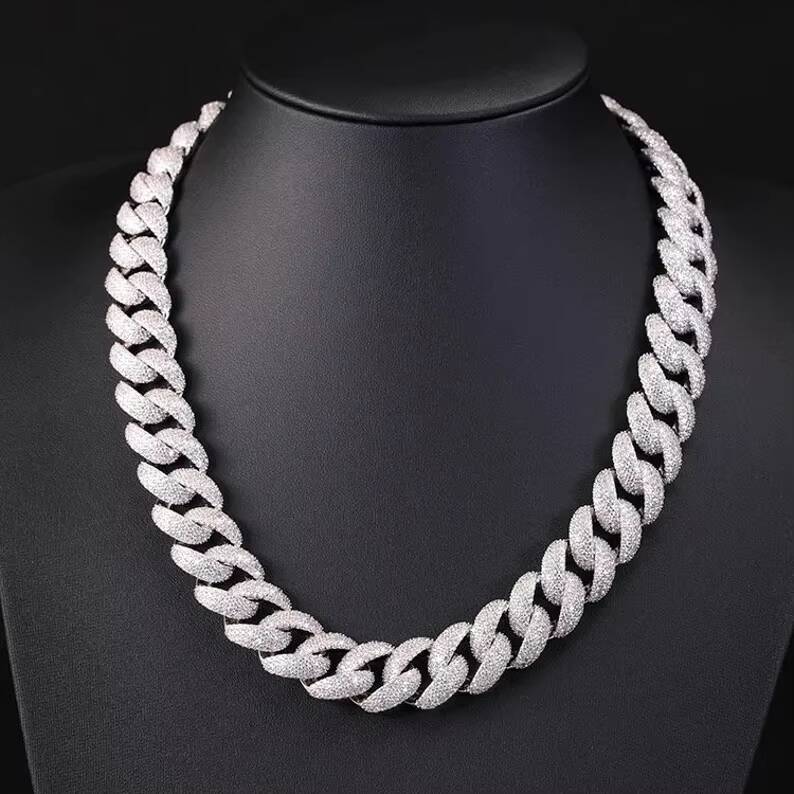 Iced Out Rapper Moissanite Cuban Chain Necklace Sparkling Jewelry Hip Hop 17mm Moissanite Miami Cuban Link Chain in Silver 925