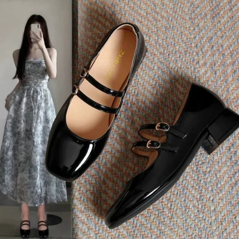 French Elegance Patent Leather SlipOn Mary Jane Shoes Retro Wine Red Buckle Strap Low Heel Thick Single 251121