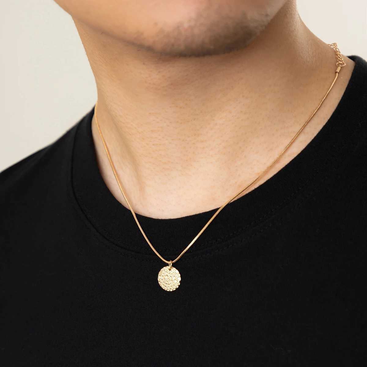 Simple Chain With Coin Pendant Necklace Men Trendy Gold Color Choker Necklace 2023 Fashion Jewelry on Neck Accessories Male GiftXJ251121