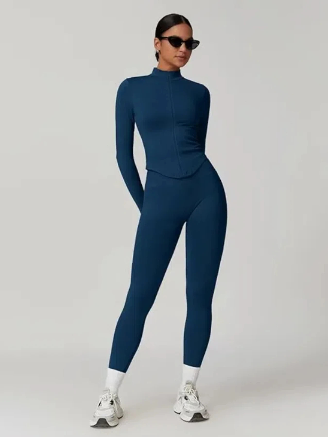 Zipper Stand Collor Jacket Women Crop Tops Yoga Solid Sports Top Long Sleeve Running Sexy Quick Dry Fitness Gym Sport Wear 251114