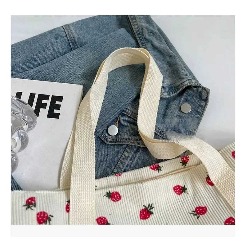 Fresh Sweet Girl Handbag Fashionable High end Corduroy Printed Shoulder Bag Leisure Shopping Commuter Womens Underarm BagT251121