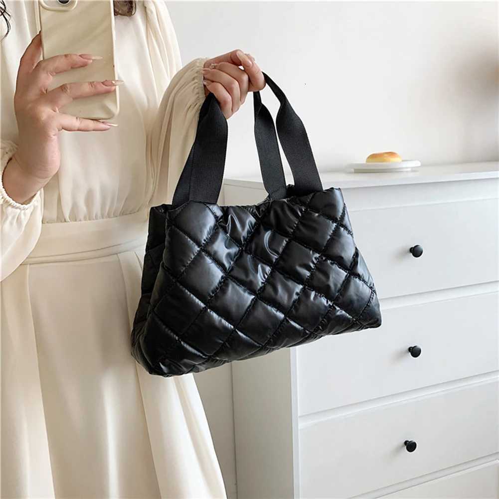 Wen Puffer Shoder Bag Large Capacity Top-handle Bag Soft Solid Color Portable Cott Girls Winter Bag Y251121