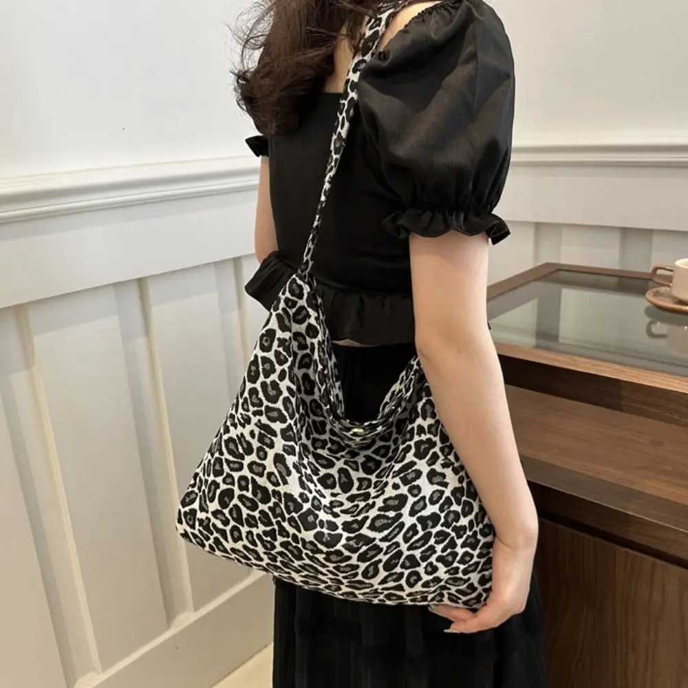 All-match Cloth Leopard Print Crossbody Bags Retro Large Capacity Shoulder Bag Handbag Geometric Messenger Bag WomenT251121