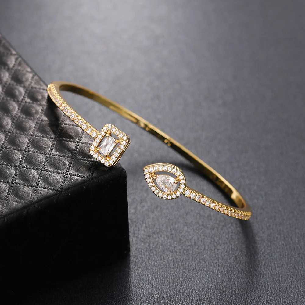 Hot Sale Vacuum Plating Golden Inlay Zircon Tide Bangle Fashion Womens High Quality Luxury Open Mouth Bracelet Couple JewerlyW251121