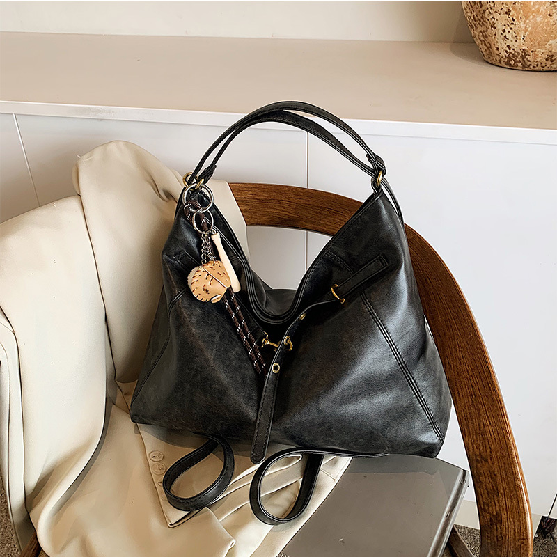 High-end retro large-capacity backpack bag women's autumn and winter new multi-purpose shoulder crossbody bag tote bag