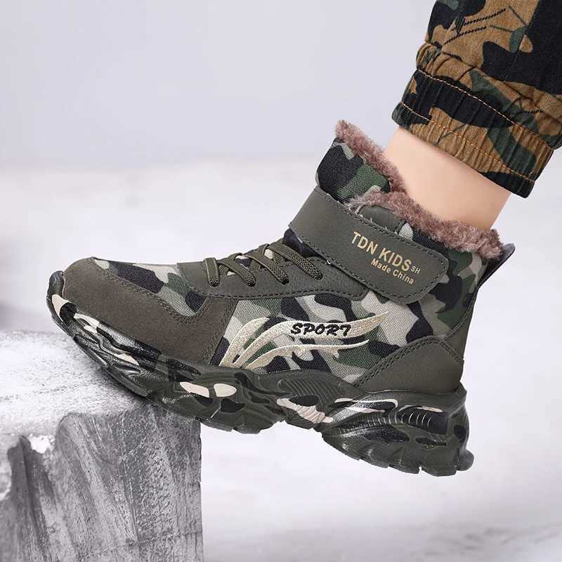 Winter Plush Boots For Children Anti-slippery Thick Warm Snow Boots Leather Trend Fashion Teenager Boys Cotton Camouflage ShoesW251121