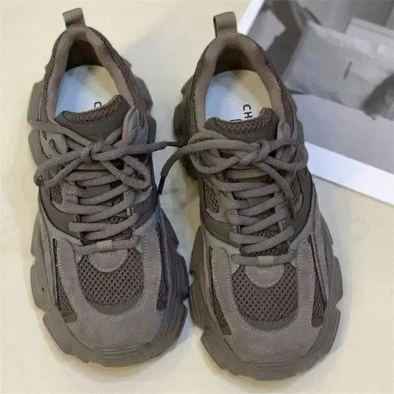 Womens Fleece Lined Dad Sneakers Thick Sole Casual Sports Shoes Autumn Winter Style Versatile Monster Canvas 251121