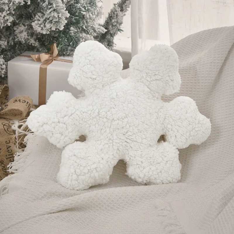 1pcs Creative Simulation Snowflake Shape Cushion Sofa Cushion Office Plush Toy Doll Holiday Decoration C251121