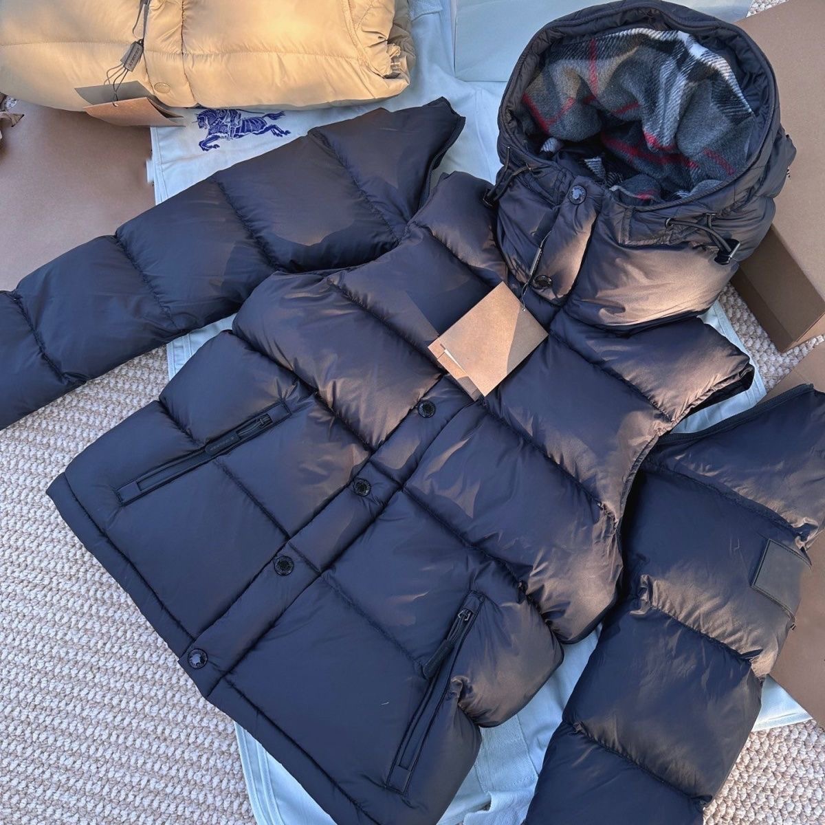 Designer Mens Jacket Winter jacket Men Coats Puffer Vests Women Jackets zipper letter printed detachable hood Windbreaker jacket Thick warm Couple Man Woman Coats