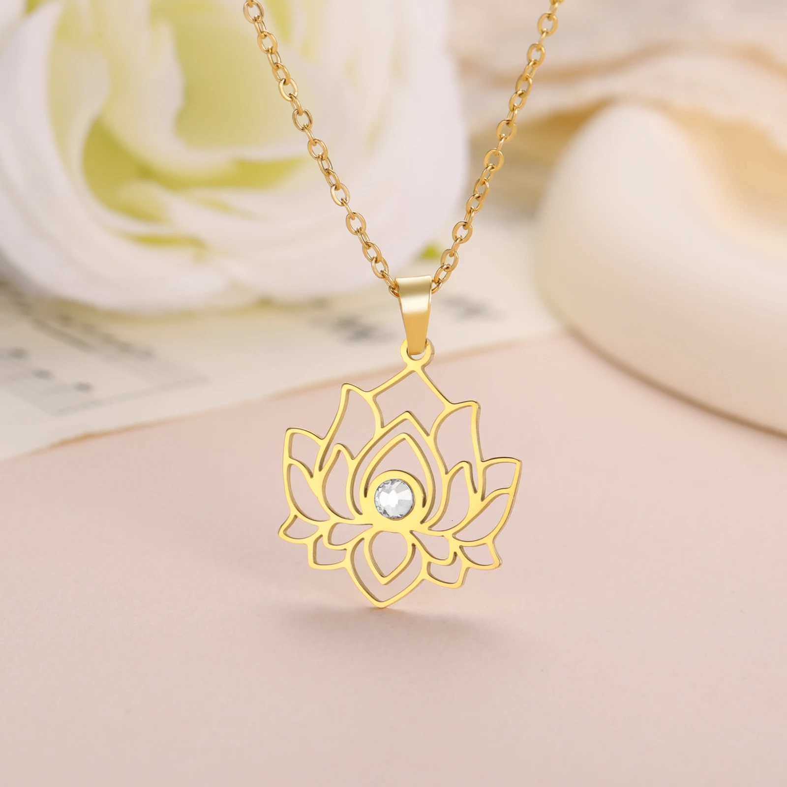 Skyrim Lotus Flower Necklace Women Stainless Steel Clear Zircon Pendant Neck Chain Yoga Chakra Buddhism Jewelry Christmas GiftsXJ251121