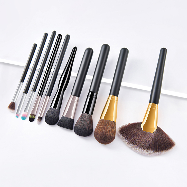 10-Piece Eyeshadow & Blush Brush Set - Complete Makeup Tool Collection