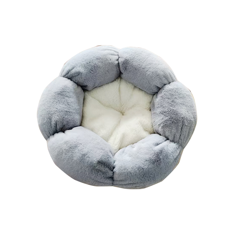 Soft Cozy Petal-Shaped Plush Cat Bed for Comfortable Naps