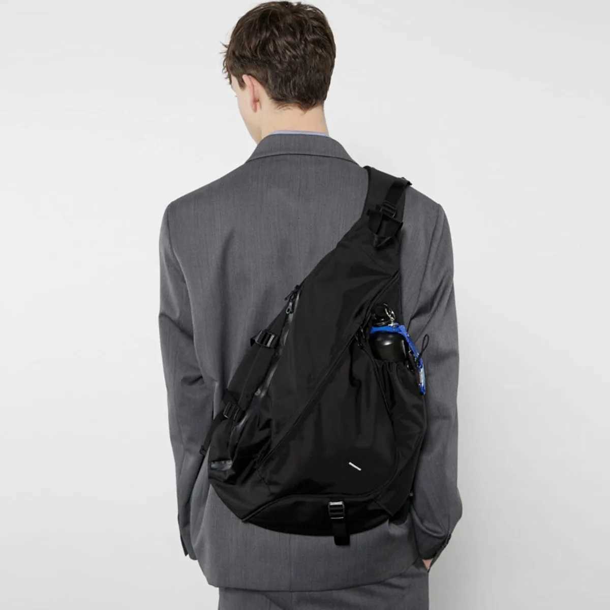 Fashion Large Capacity Mens Ch Pack Casual Hip Hop Travel Unisex Crossbody Bag High Quality Nyl Storage Shoder Bag Sing Y251121