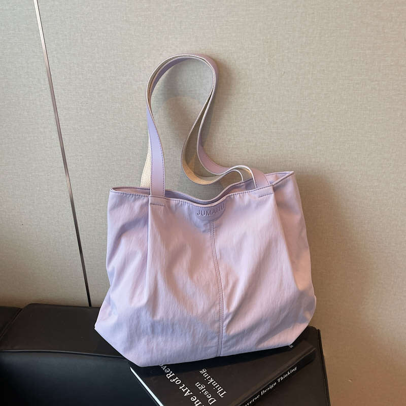 Canvas Bag Large Capacity Shopping Bag Casual Large Capacity Women Summer Lightweight Shoulder Simple Versatile Canvas Tote Bag Commuter Ba