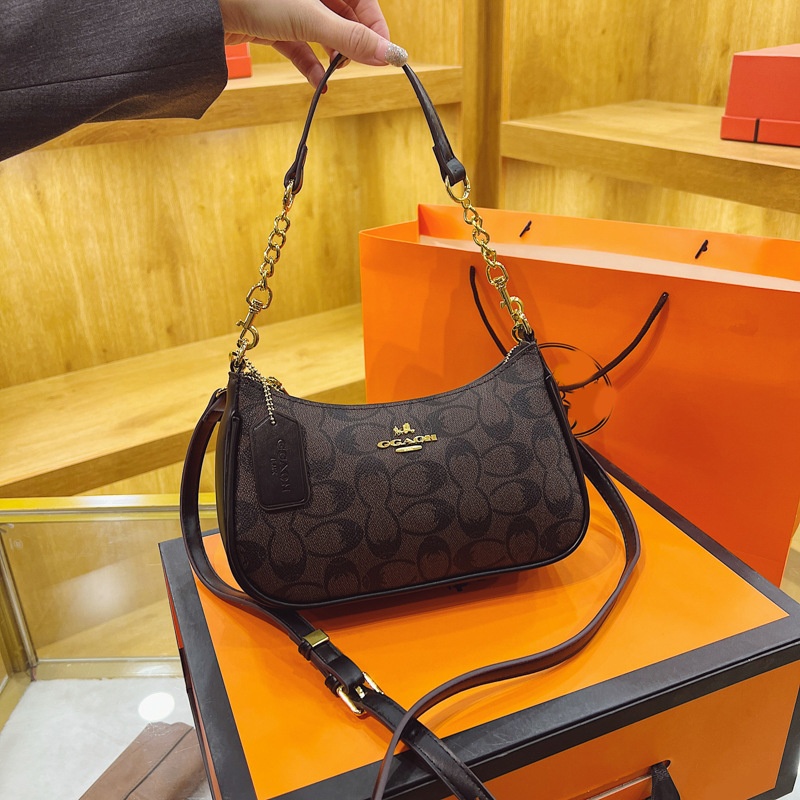 2025 hot selling free shipping fashionable retro chain flower underarm bag new versatile brown white women outdoor zipper bag