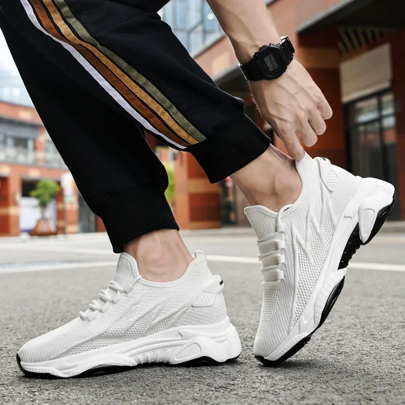 Summer Men Elevator Shoes Breathable Mesh Height Increase Sneakers Inner Length 7cm Outdoor Leisure White Taller 251121
