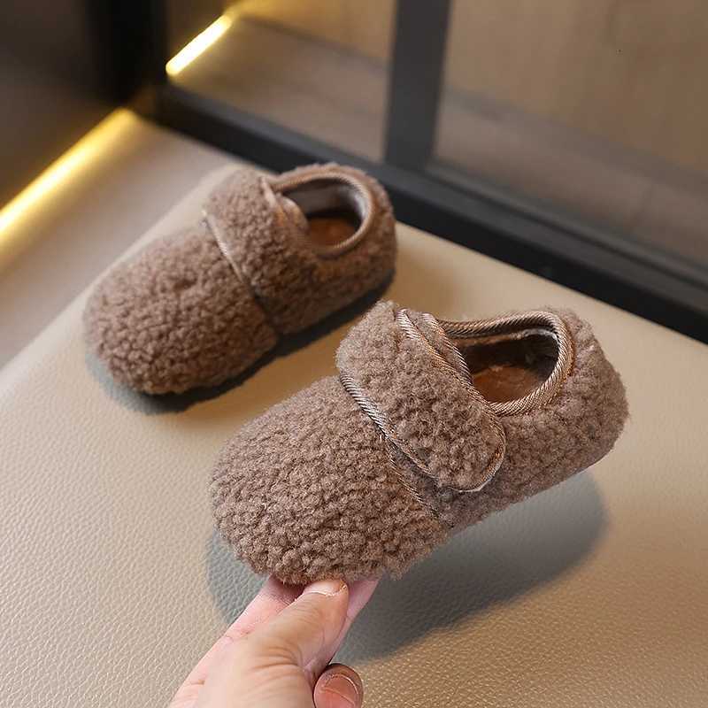 2025 Children Plush Shoes Winter New Girls Fashion Causal Cotton Shoes Solid Color Warm Outdoor Kids Soft Flat Shoes Hook LoopW251121