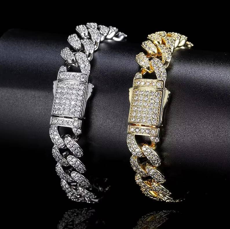 Bust Down Iced Out Hot Sale Mens Cuban Chain Necklace D Color VVS1 Moissanite Diamond Miami Cuban Link Chain Pendant Necklaces