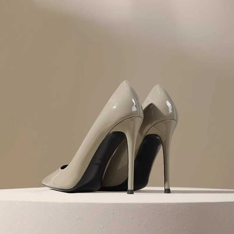 Pointed High Heels Womens Spring New Grey Elegant Thin High Heels Professional Review Patent Leather Shallow Mouth Shoes M250421