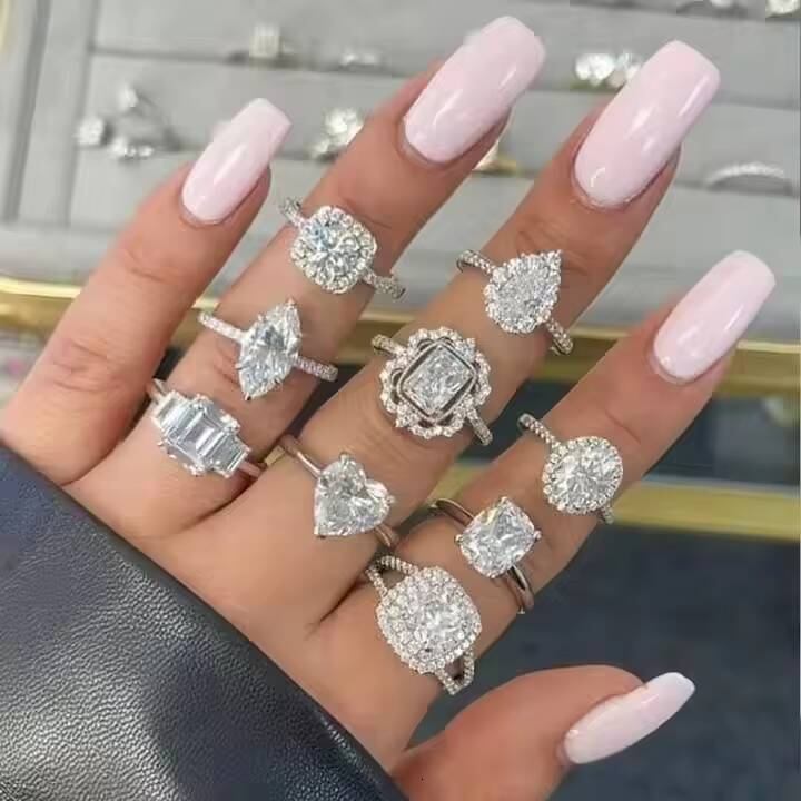 Jewelry Suppliers Customizable 925 Sterling Silver Luxury Diamond Fingers Rings with Moissanite for Party Anniversary Gifts