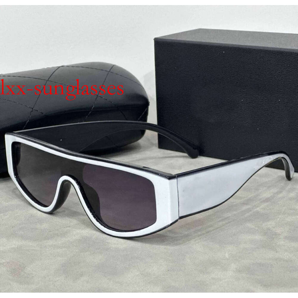 Designer women Versatile sunglasses for Woman and Man Goggle Beach Sun Glasses Vintage Skinny with large Travel vintage personalized sun glasses