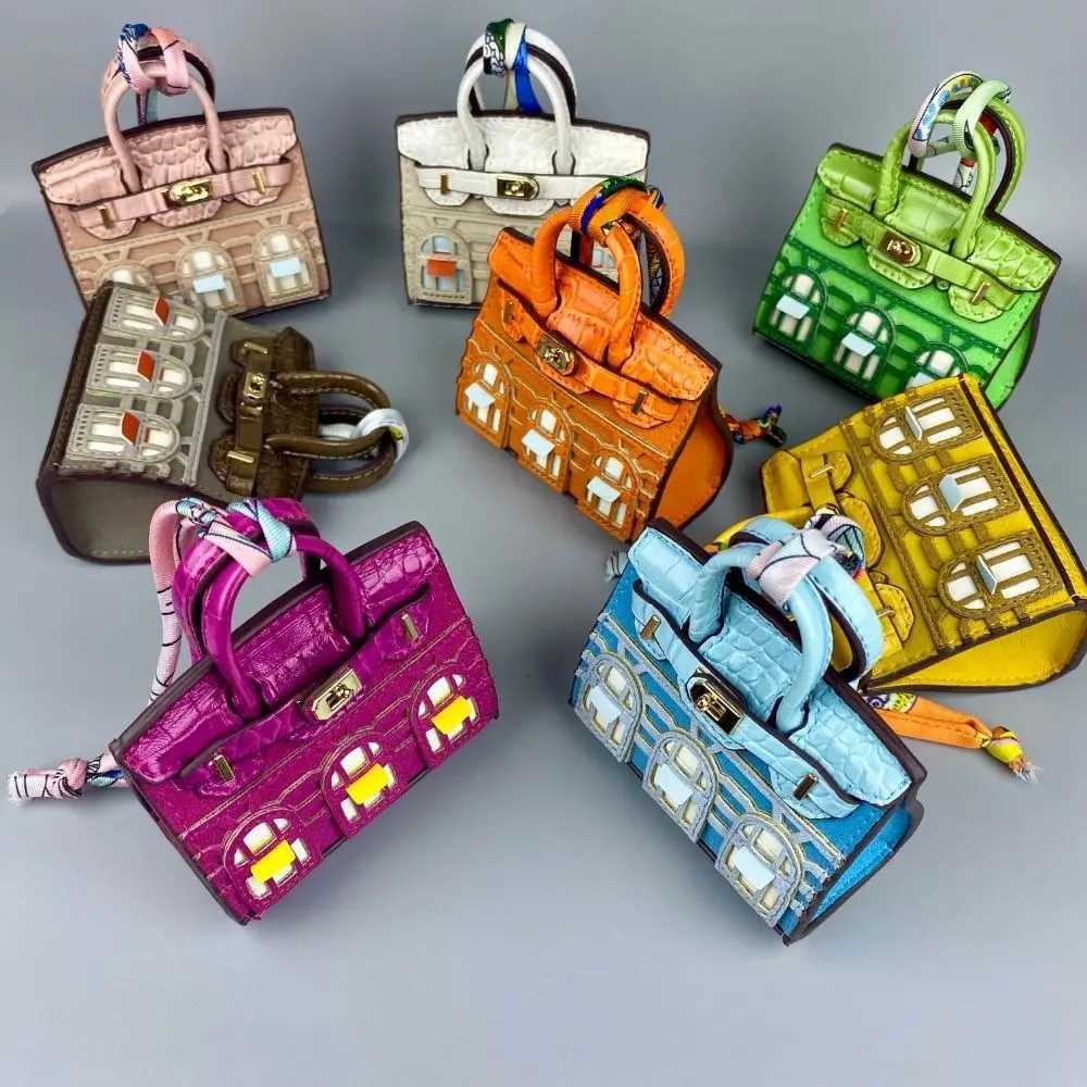 House-shaped Earphone Case Bag Charm Keychain - 3D Window Design Premium Croc-Embossed Yangba Suede Fuzzy Leather Mini Bag Z251120