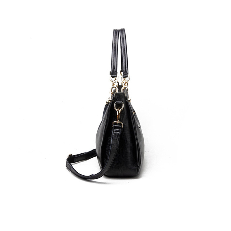 Fashionable new top layer cowhide shoulder bag with tassels, simple and versatile leather shoulder bag for women