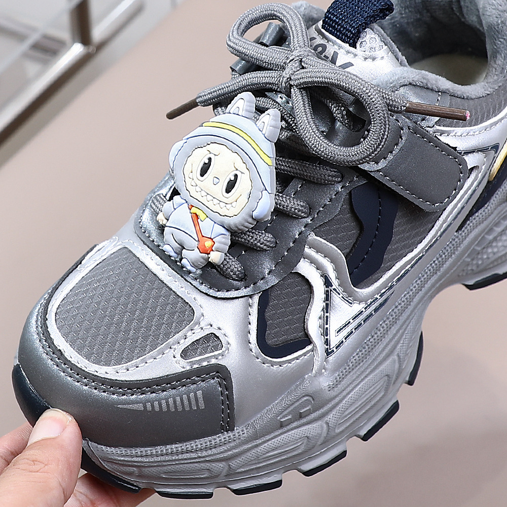 Winter new luminous shoes, warm children's sports shoes, fashionable trendy shoes, Korean version dad shoes, casual children's shoes