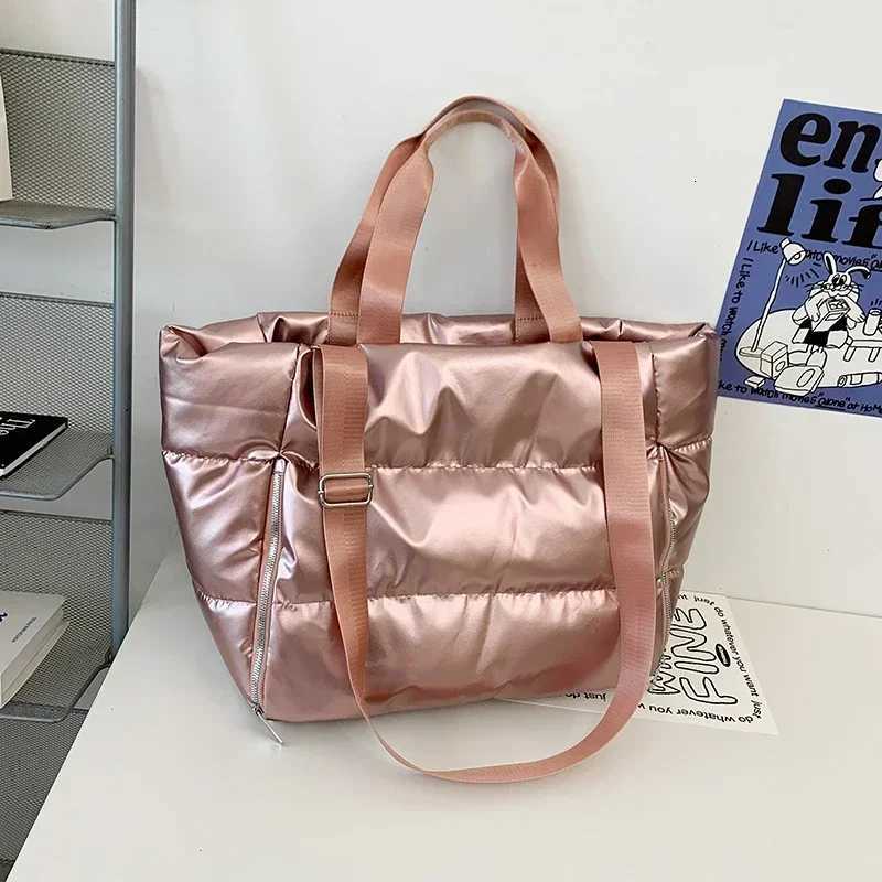 2025 New N Woven Solid Travel Handbag Large Capacity Zipper Popar Fi Shoder Bag Soft Simple Cmuting Crossbody Bag Y251121