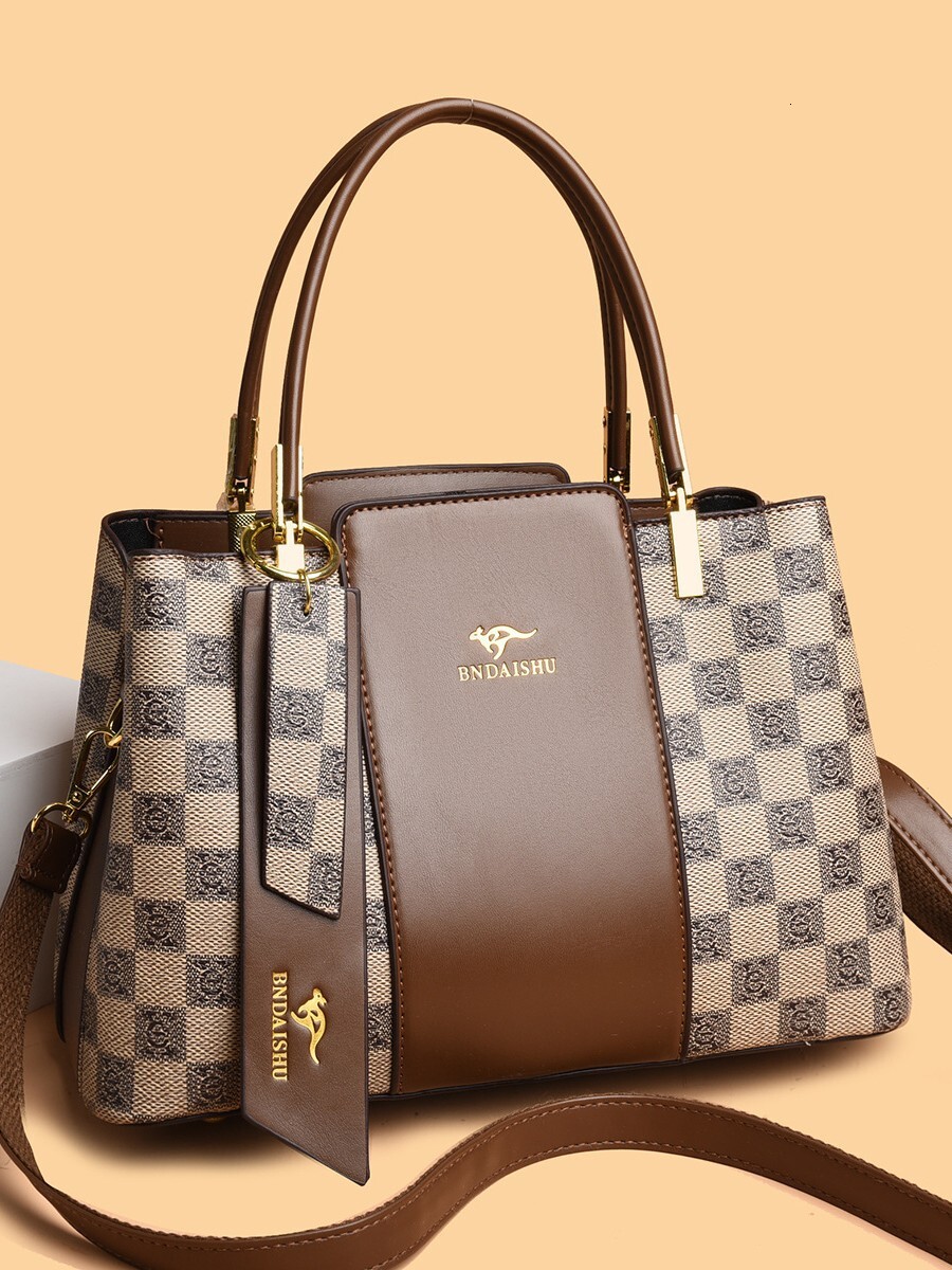 New cross-border fashion printed large capacity handbag, commuting multifunctional shoulder bag, designer bag, luxury bag, Christmas gift crossbody ba